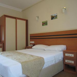 Standart İki Kişilik Oda